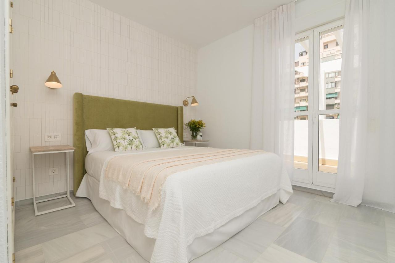 Iloftmalaga Atico Carihuela Apartment Torremolinos Luaran gambar