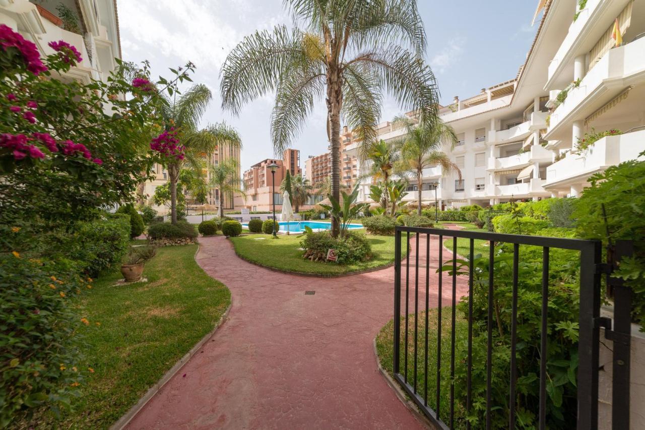 Iloftmalaga Atico Carihuela Apartment Torremolinos Luaran gambar