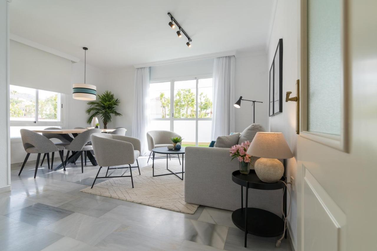 Iloftmalaga Atico Carihuela Apartment Torremolinos Luaran gambar